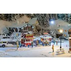 2 Weihnachtsmarktbuden