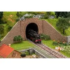 2 Tunnelportale, 1-gleisig