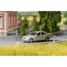 MB C-Klasse W 203, silber (HERPA)