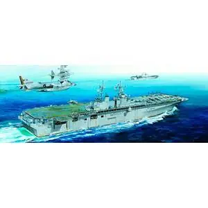 1/700 LHD-4 USS Boxer