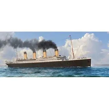 1/700 HMS Titanic