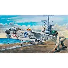 1/32 F8E Crusader