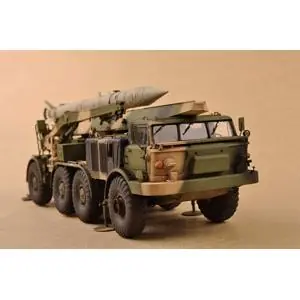1/72 9P113 Tel mit 9M21 Rakete auf 9K52 Luna-M-Transporter