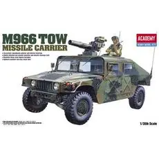 1/35 M-966 Hummer mit TOW