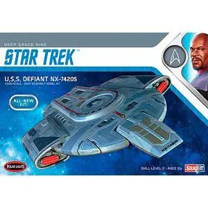 1/1000 Star Trek USS Defiant