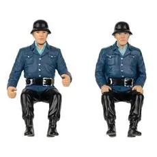 Feuerwehrleute, sitzend