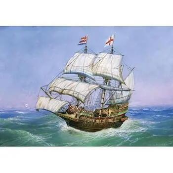 1/350 Golden Hind