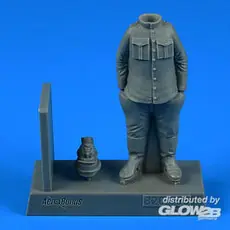 German or Austro-Hungarian WWI Pilot in 1:32