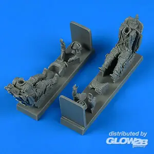Soviet Pilot and Trainer Pilot with ej. seat for MiG-21 UM for TRUMPETER in 1:32