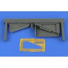 Fw 190A-8 inspection panel - late version in 1:32