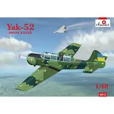 Yakovlev Yak-52 drone killer in 1:48