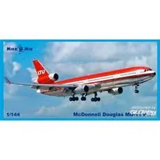 McDonnell Douglas MD-11 PW in 1:144