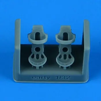 German Luftwaffe WWII pedals - early v. in 1:32