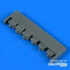Modern aircraft mirrors in 1:48