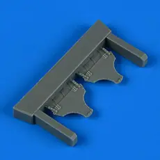 F4U-1 birdcage armor plate in 1:72