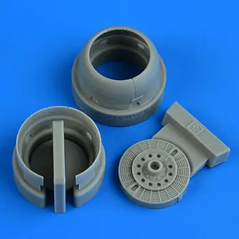 Fw 190D-9 cowling and cooling flaps (closed) for IBG in 1:72