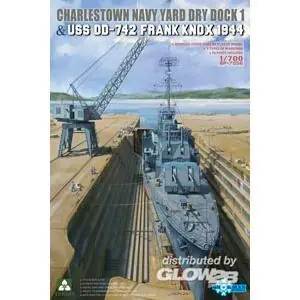 CHARLESTOWN NAVY YARD DRY DOCK 1 & USS DD-742 FRANK KNOX 1944 in 1:700