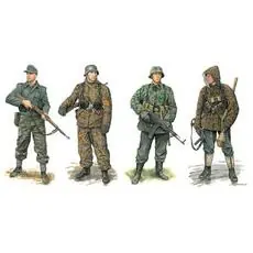 1:35 German Waffen Grenadiers 1944-45