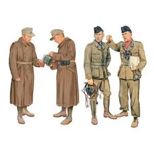 1:35 DAK Panzer&Artillery Crew Libya \'41