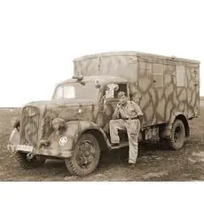 1:35 Sd.Kfz. 305/22 Funkwagen