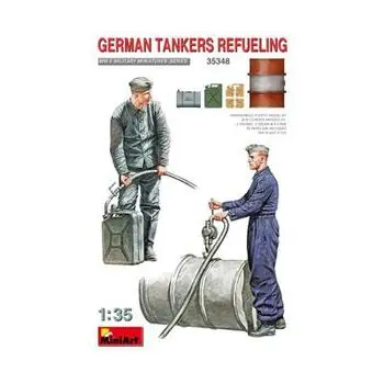 1:35 Fig. Pz.-Besatzung Nachtanken (2)