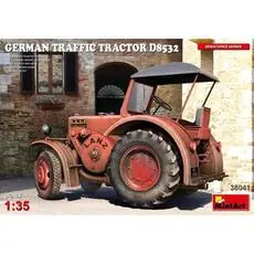 1:35 Dt. Traktor/Zugmaschine D8532