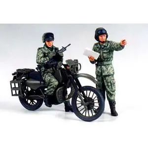 1:35 JGSDF Geländemotorrad (2)